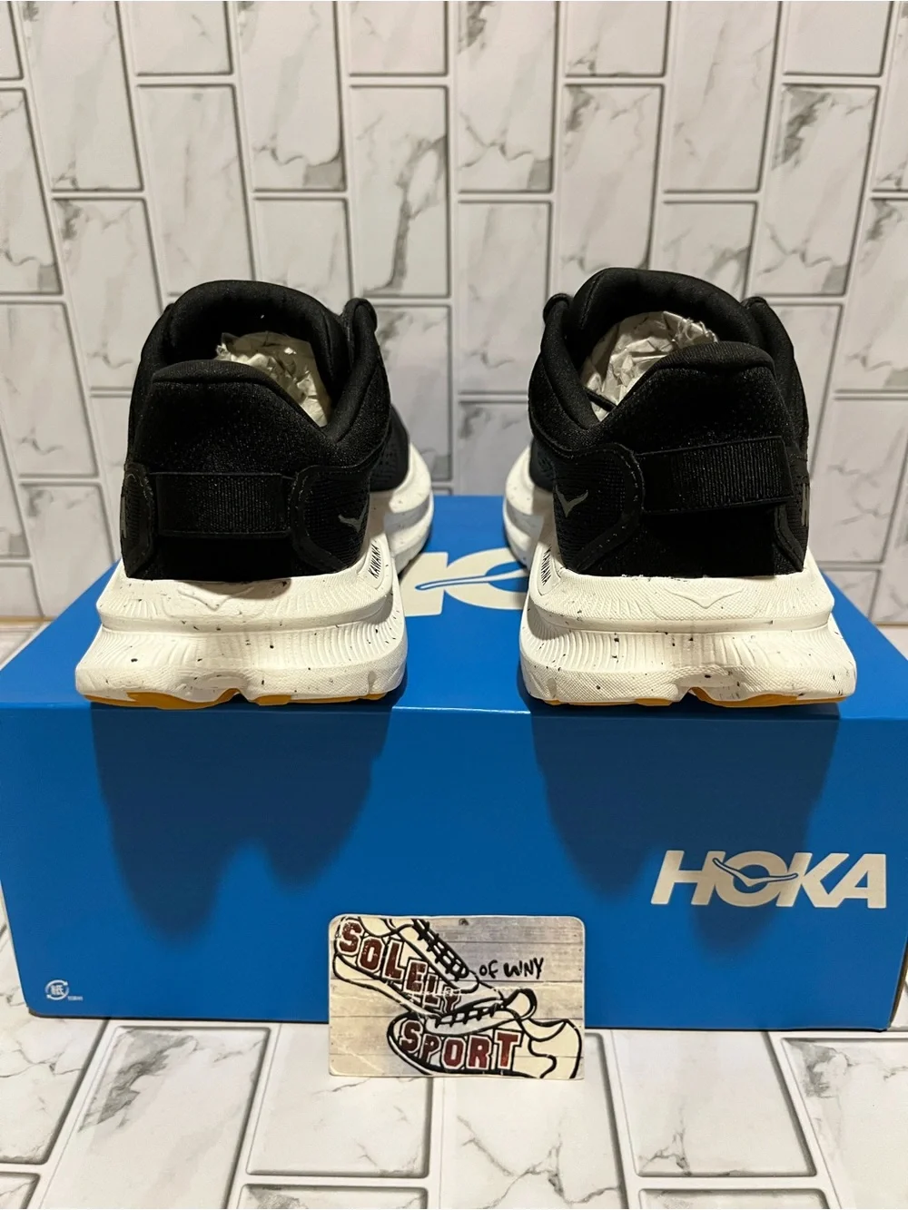 New Hoka One One Kawana 2 Running Training Walking Shoes Black White Women 7 7.5